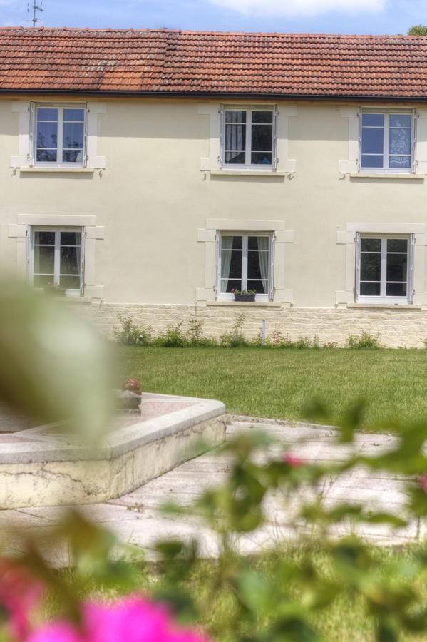 Vila L'Escale De Jules Et Lily Bligny-les-Beaune Exteriér fotografie